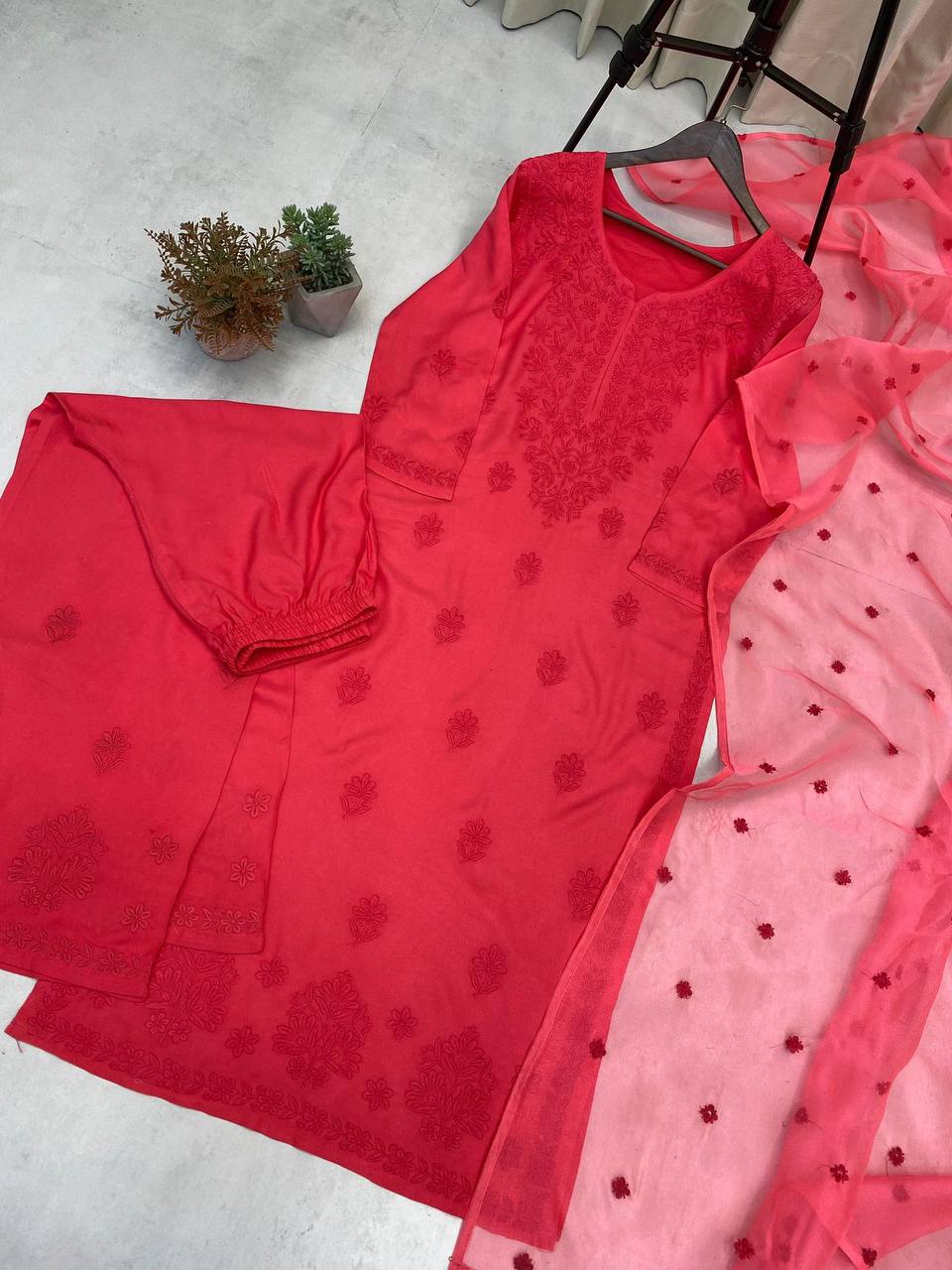 Red Chikankari set